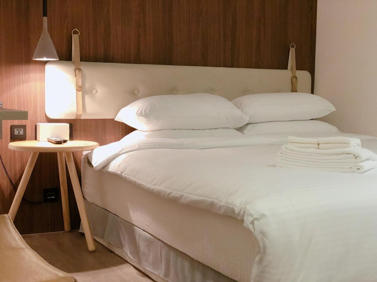 โฮเต็ล เลอ โฮม Hotel ไทเป ภายนอก รูปภาพ